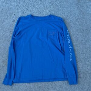 Blue vineyard vines long sleeve tee